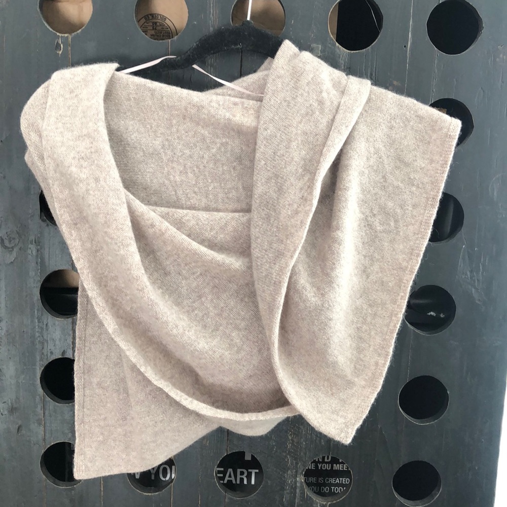 Shawl cashmere soft tan scarf off shoulder